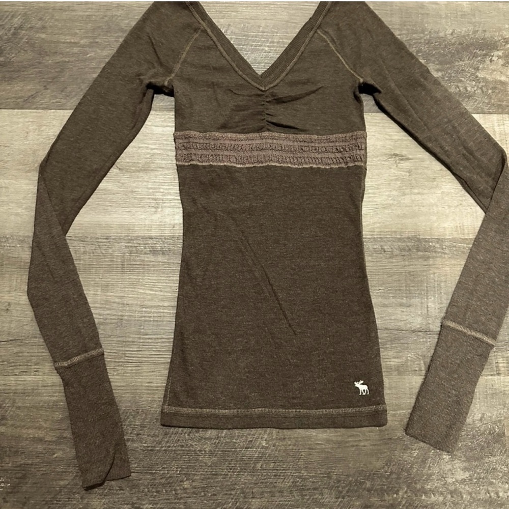 5 Abercrombie & Fitch Chocolate Long Sleeve Top